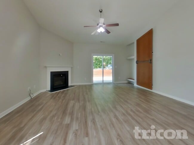 Photo - 909 Wild Lilac Ct