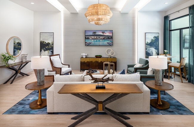 Photo - Marlowe Lake Manatee