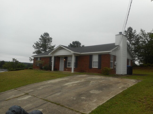 Photo - 3 Bedroom 2 Bath Near Fort Gordon in Hephzibah, GA