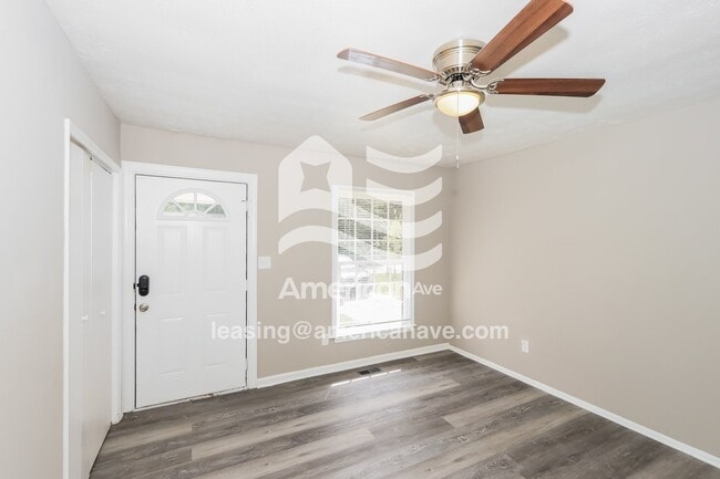 Photo - 3266 Lancing Ln