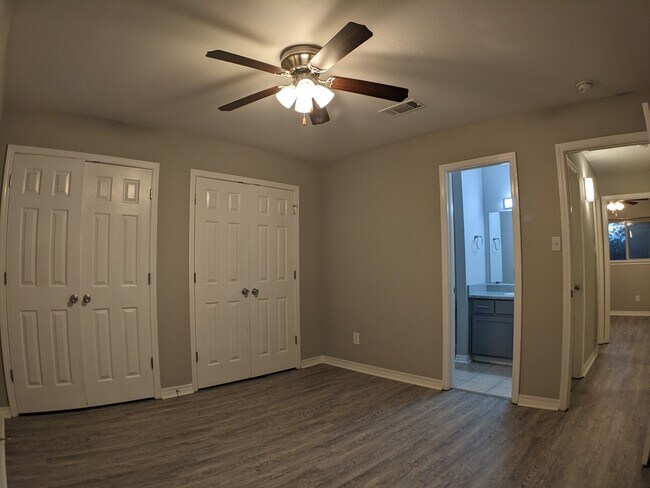 Palm View Apartments