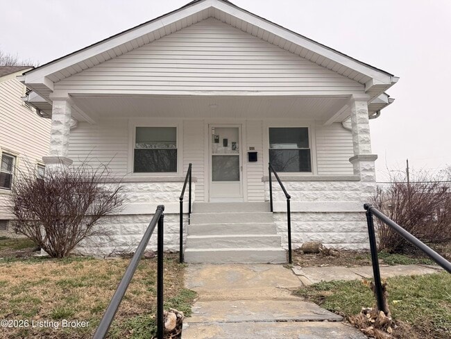 Building Photo - 841 Hazel St