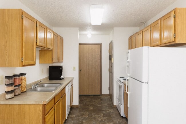 Photo - 1401 12th St E Unit 2