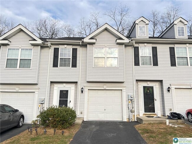 Photo - 705 Blue Heron Dr