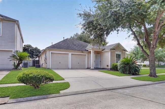 12835 Wisteria Park Dr