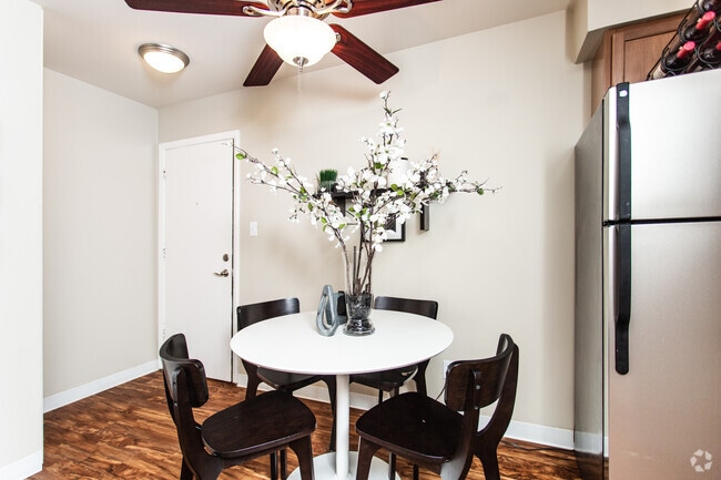 1BR, 1BA - 625 SF - Presidential