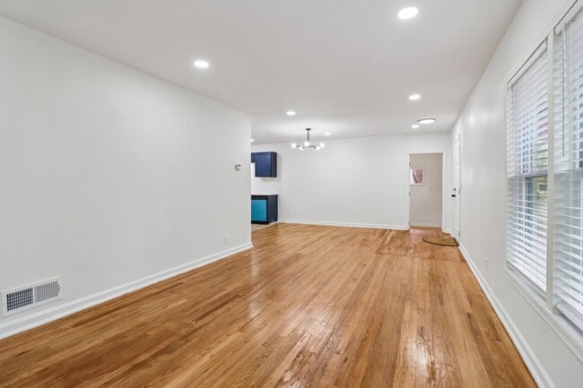 Photo - 3159 Bobolink Dr