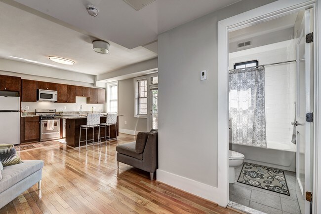 Photo - Kenyon Apartments