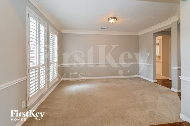 Photo - 17714 Meadow Crossing Ln