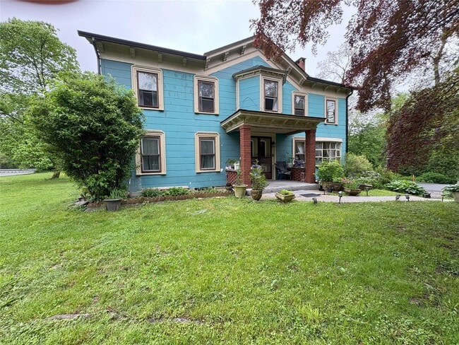 Building Photo - 1492 E Main St Rental