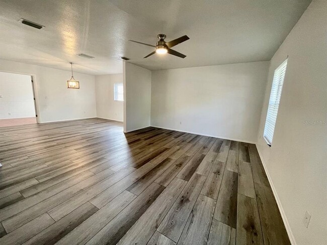 Photo - 1201 E Flora St