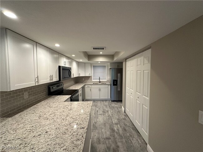 Photo - 14053 Northumberland Dr SW Unidad 104