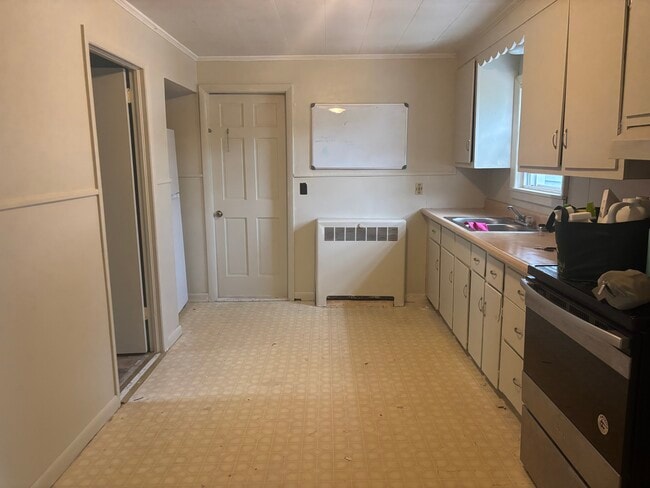 Building Photo - 348 Ohio St Unit 2