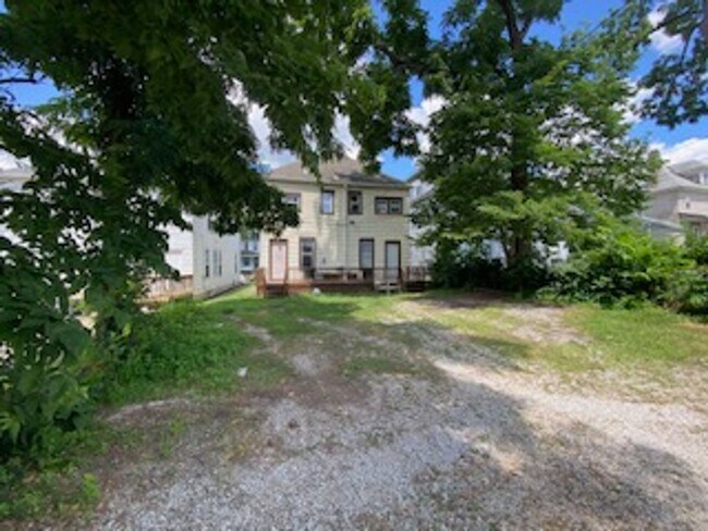 53 W Maynard Ave Unit 53