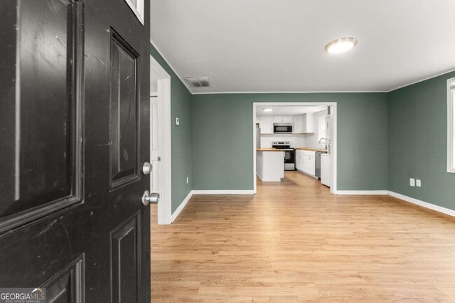 Photo - 212 Walker Dr