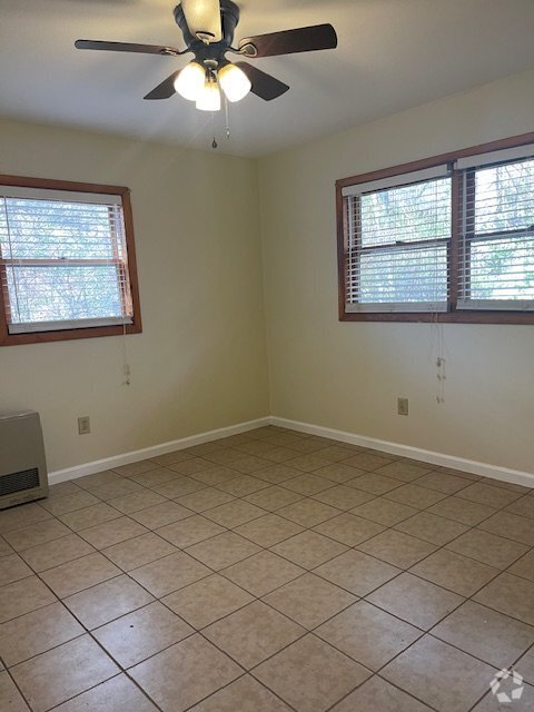 Building Photo - MAGGIE VALLEY 1 bedroom, 1 bath all utilit... Rental