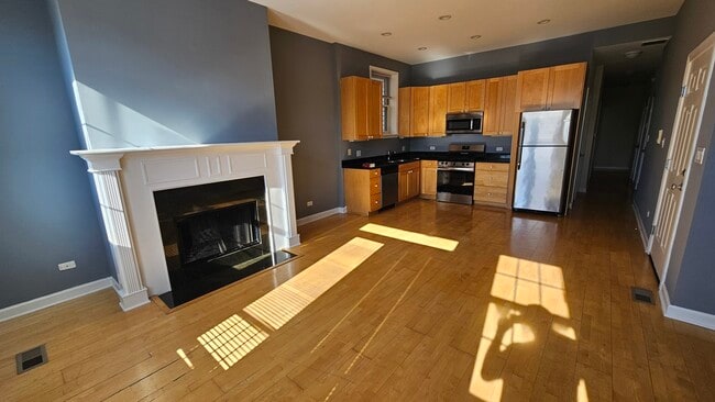 Photo - 511 N Hartland Ct Unit 2N