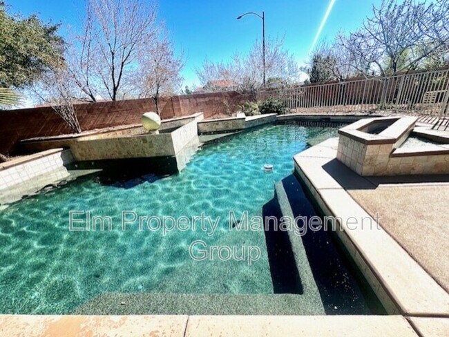 Photo - 8016 Pandur St