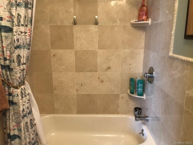 Photo - 855 E Broadway