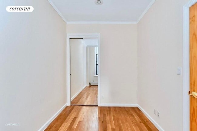 Photo - 206 E 124th St