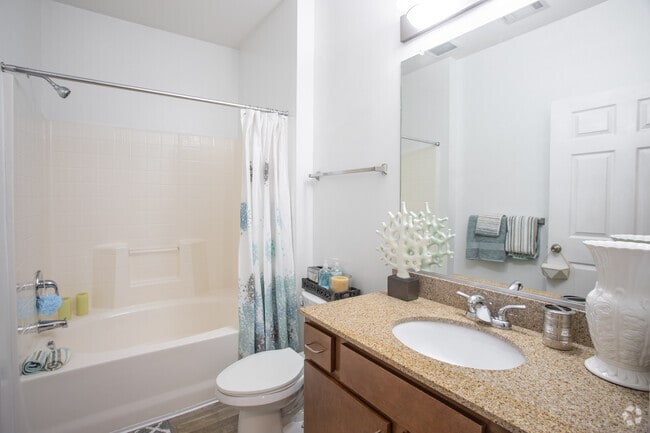 2BR,2BA,-1170SF, The Baltic