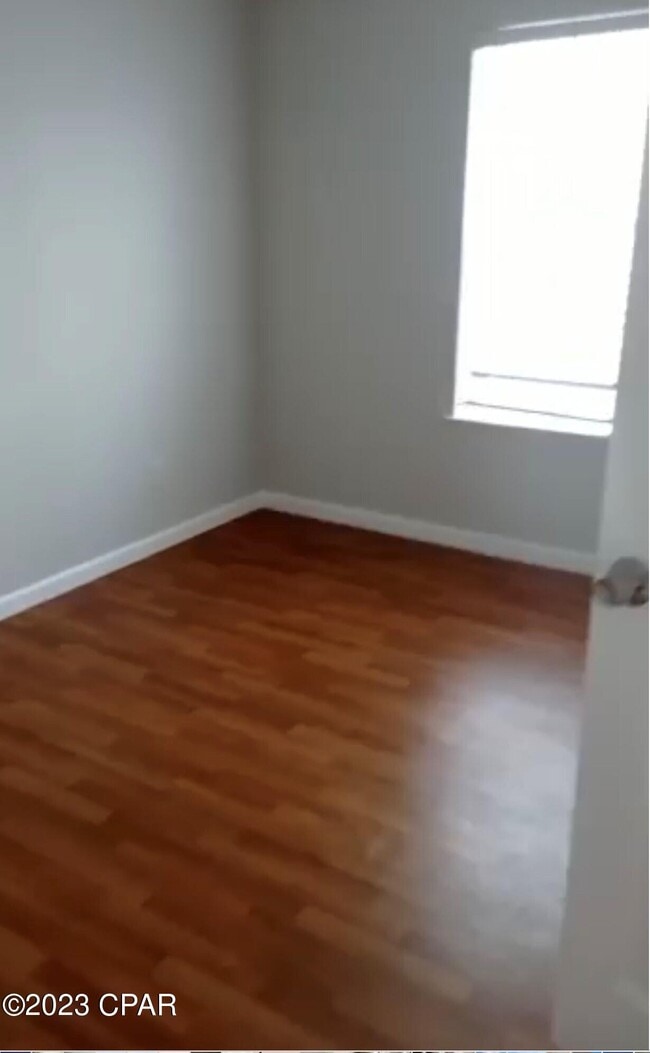 Photo - 730 Mulberry Ave Unit B