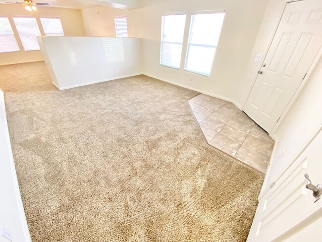 Photo - GORGEOUS 3 BEDROOM / 2 FULL BATH SINGLE FAMILY HOME , WITH 2 CAR GARAGE