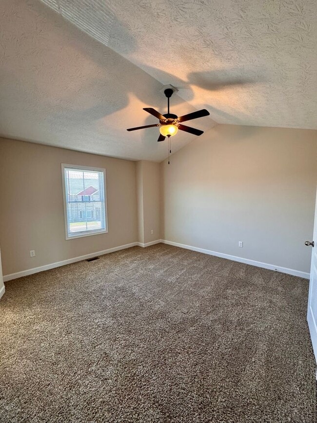 Photo - Townhouse for Rent in Cedar Point