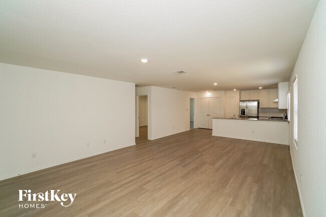 Photo - 10414 McClintock Dr