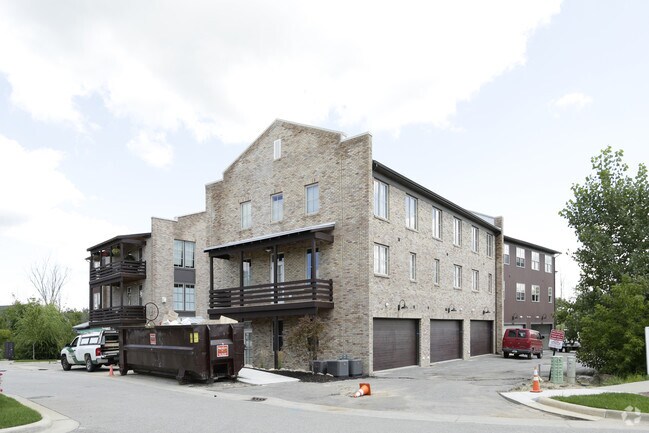 Photo - 2029 Celadon Dr NE