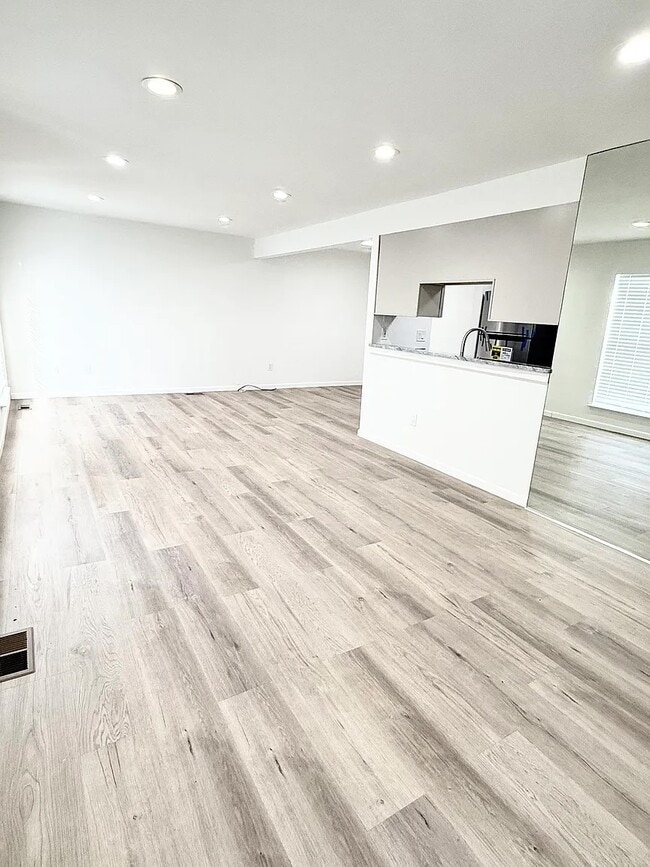 Photo - 8841 Sunrise Dr Unidad 1