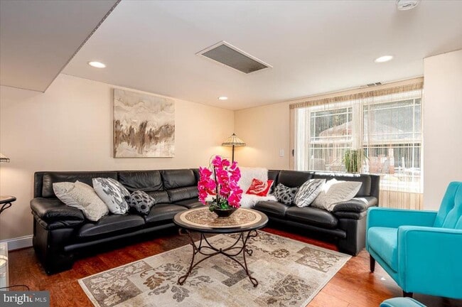 Photo - 4603 Lathe Rd