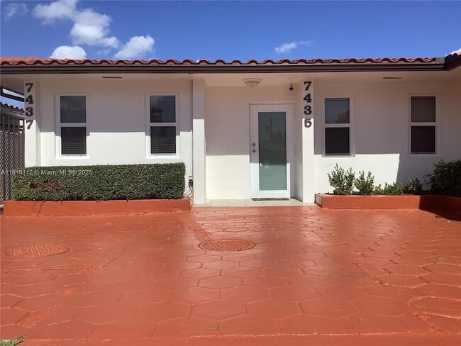 Building Photo - 7435 SW 23rd St