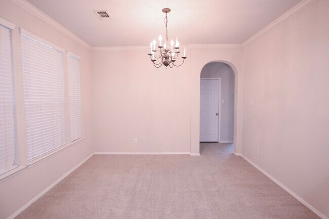 Photo - 11398 Seguin Dr