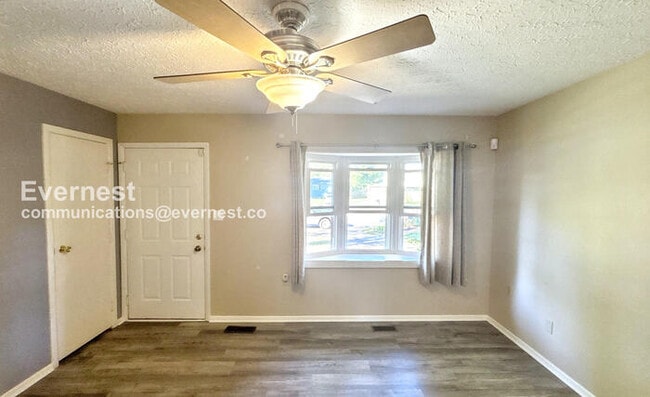 Photo - 4790 Beaucroft Ct