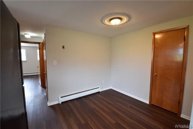 Photo - 28 Mallory Rd