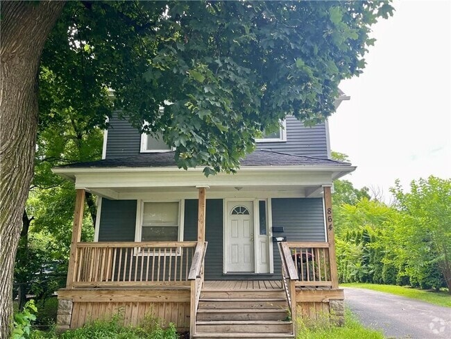 Building Photo - 864 Culver Rd Rental
