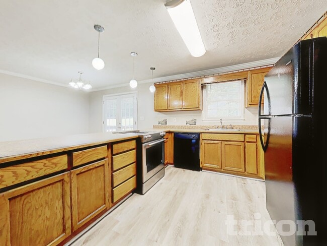 Photo - 9159 Tara Dr SW