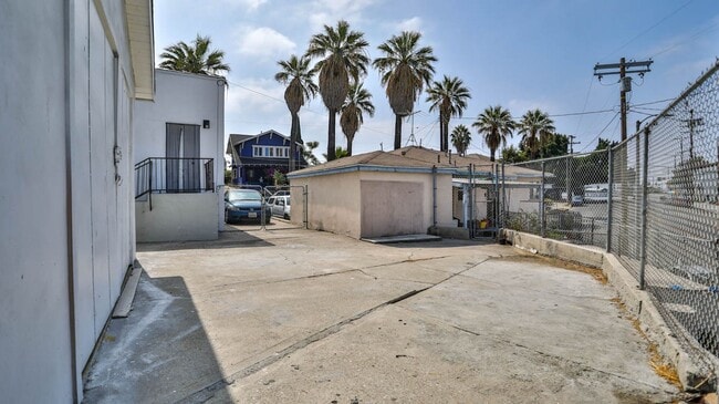 Photo - East LA duplex Unit 729