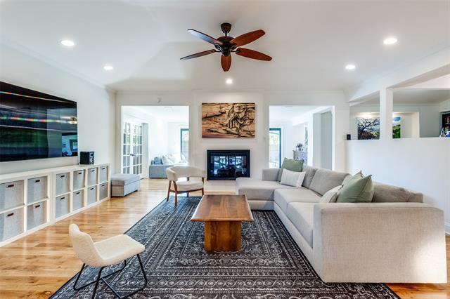 Photo - 7350 Fieldgate Dr