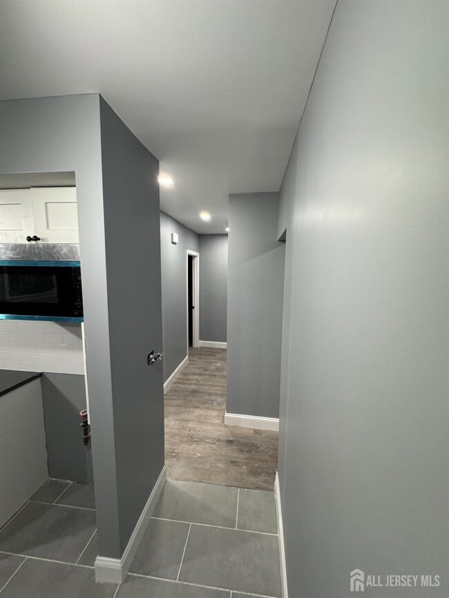 Photo - 542 Miller St