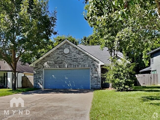 Building Photo - 18421 Sunrise Pines Dr Rental