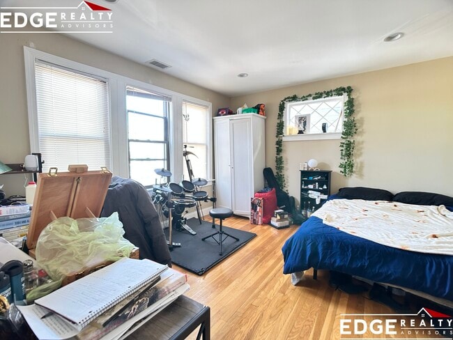 Photo - 27 Bostonia Ave Unit 2
