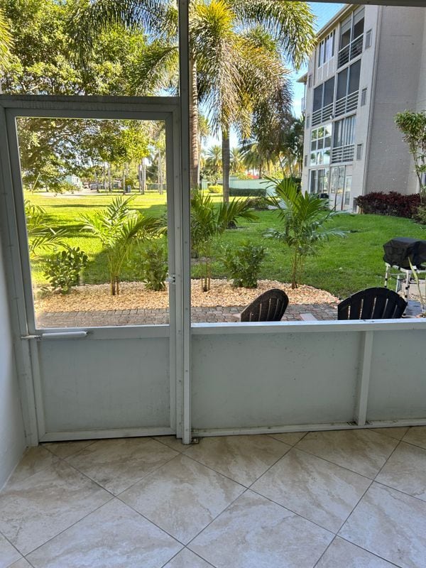 Photo - 2300 NE 1st Ln