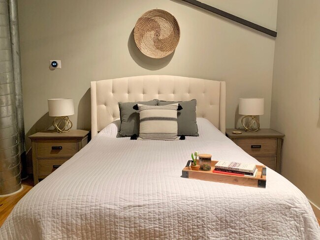 Photo - 3612 Artist's Way