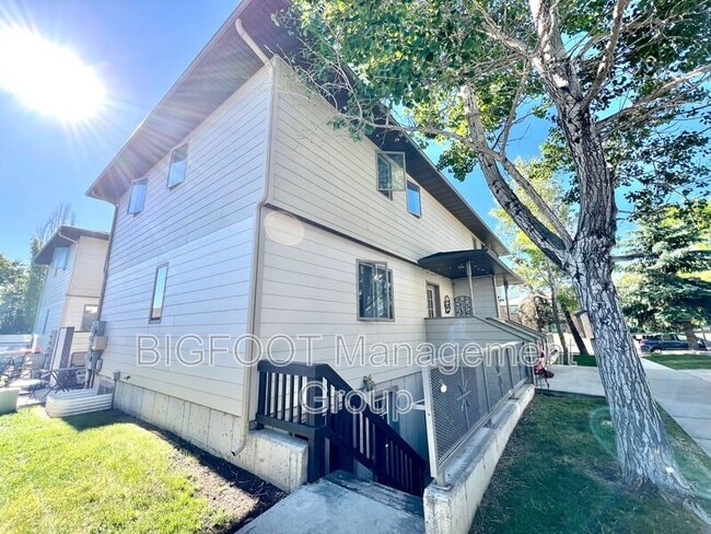 Photo - 1208 Walnut Street