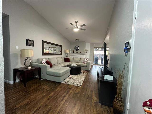 Photo - 1803 Redbud Cir