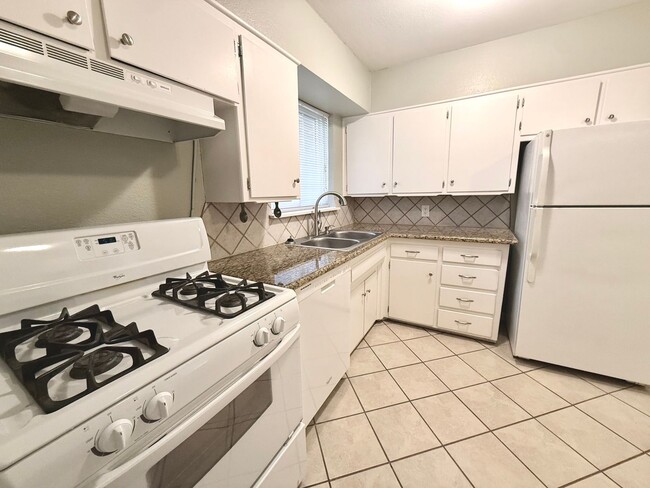 Photo - 2025 NW 46th St