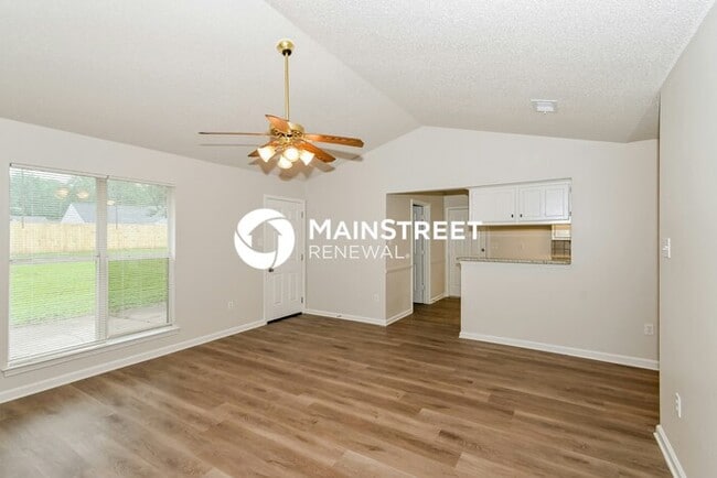 3 Bedroom Pet-Friendly Home in Olive Branch, MS with Main Street Renewal
