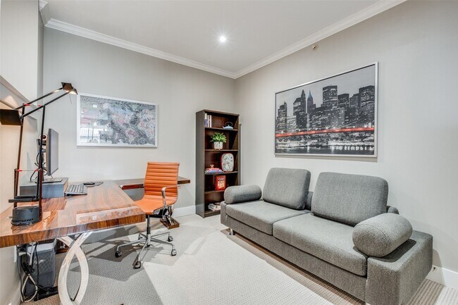 4333 Gilbert Ave Unit 321